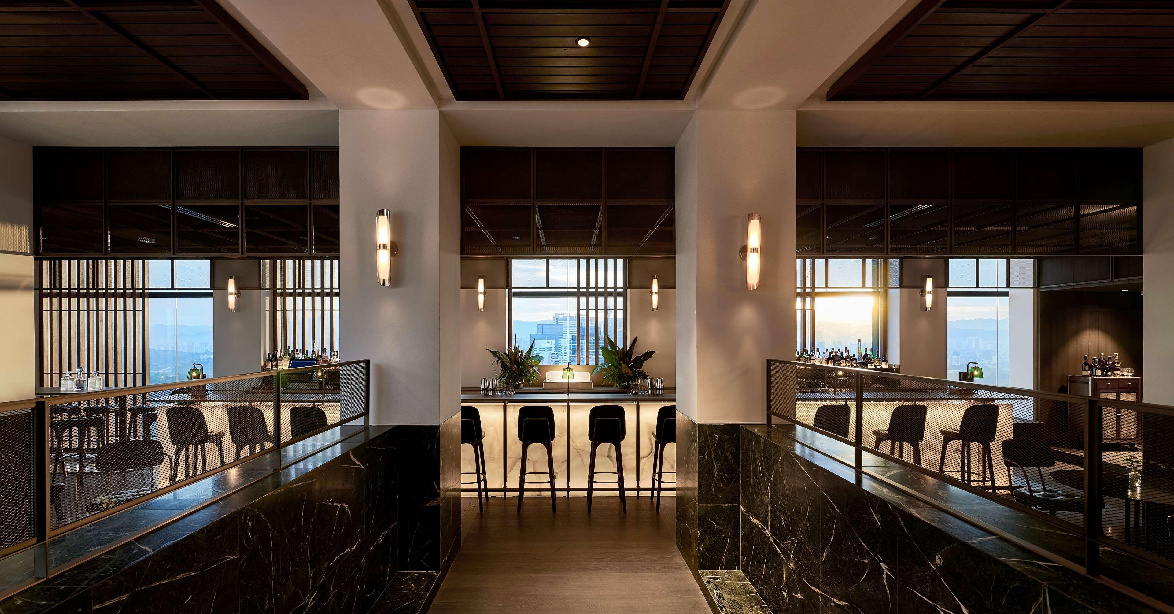 Alila Bangsar Kuala Lumpur Hotel Exterior photo The bar at the 19th floor