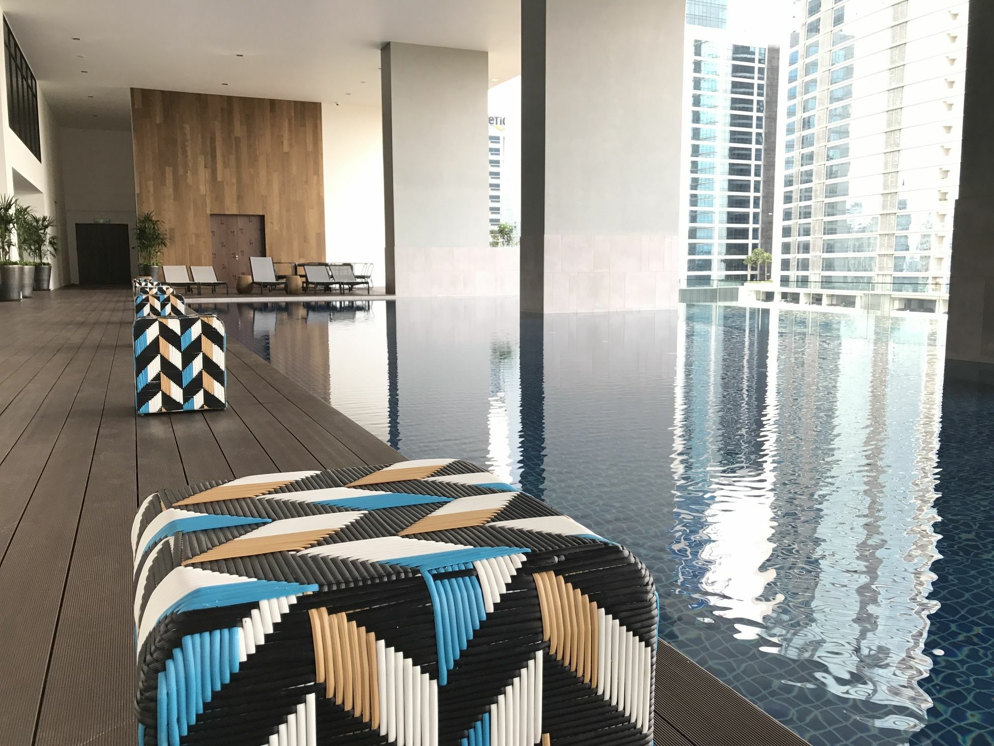 Alila Bangsar Kuala Lumpur Hotel Exterior photo The Sky Pool at The Landmark